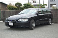 �{���{ V70